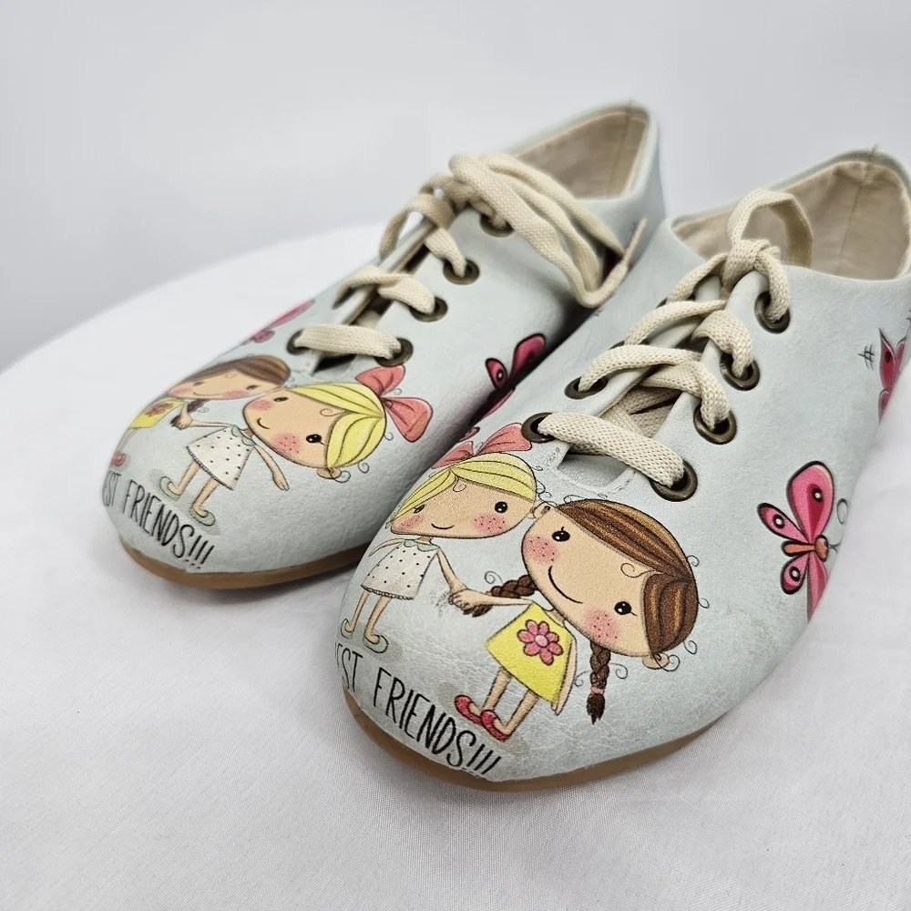 Girls Lace-Up Shoes Size 3 | Cute Best Friends Print | Butterfly Artwork